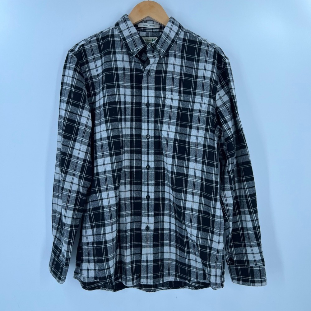 LLBean Mens Plaid Flannel Shirt‎ M REG Slightly Fitted Black White Button Down